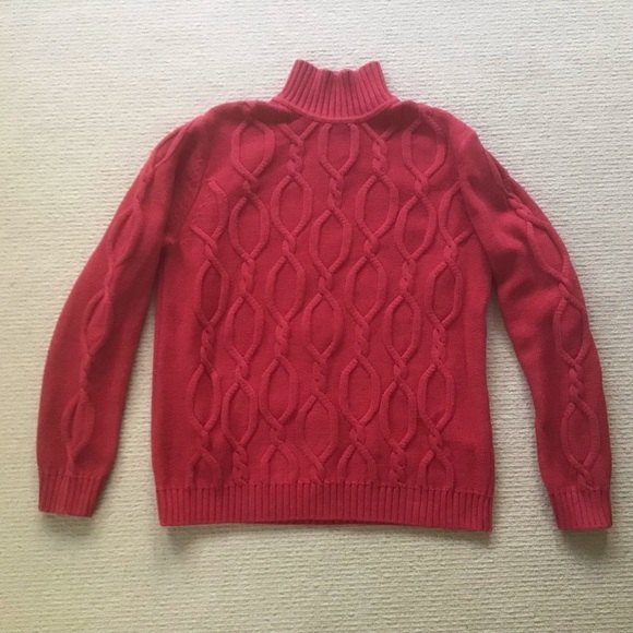Northern Reflections Sweaters - 🌸2/$20 Northern Reflections Cable Knit Sweater